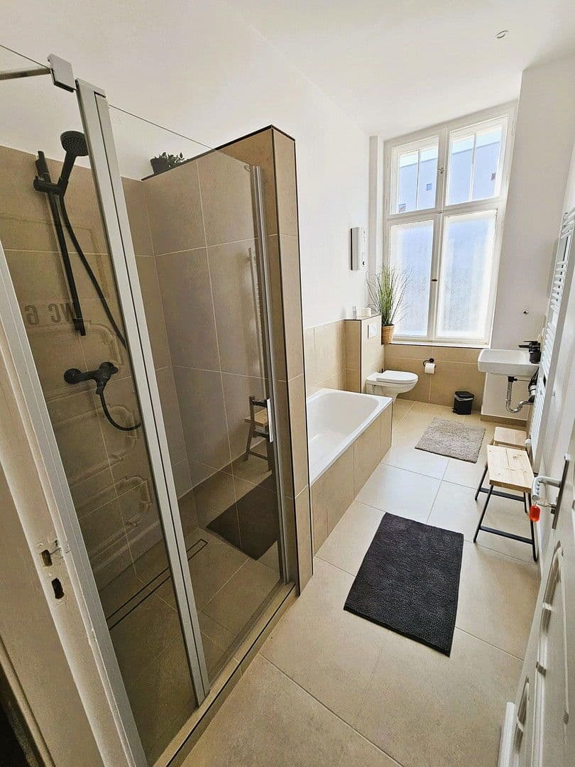 Prodej bytu 4+1 150 m², Brandenburgische Straße 16, Berlin, Berlín Prodej bytu 4+1 150 m², Brandenburgische Straße 16, Berlin, Berlín
