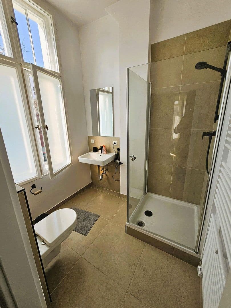 Prodej bytu 4+1 150 m², Brandenburgische Straße 16, Berlin, Berlín Prodej bytu 4+1 150 m², Brandenburgische Straße 16, Berlin, Berlín