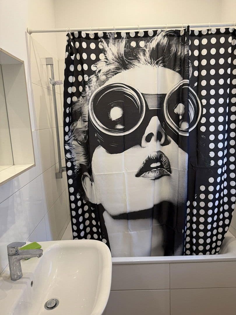 Pronájem bytu 3+1 80 m², Wiesbaden, Hessen Pronájem bytu 3+1 80 m², Wiesbaden, Hessen