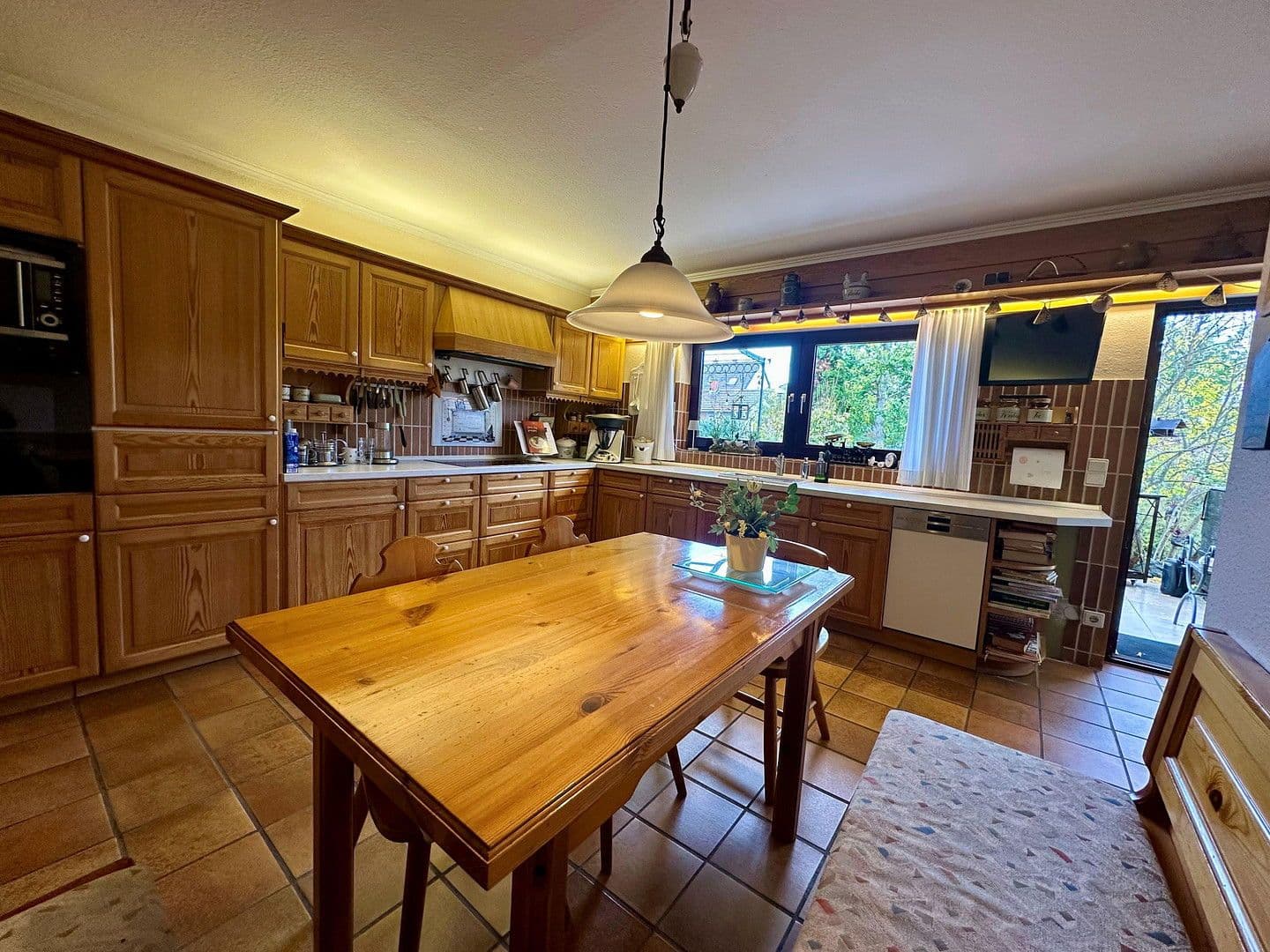 Prodej bytu 4+1 158 m², Ludwigshafen-Ruchheim, Porýní-Falc Prodej bytu 4+1 158 m², Ludwigshafen-Ruchheim, Porýní-Falc