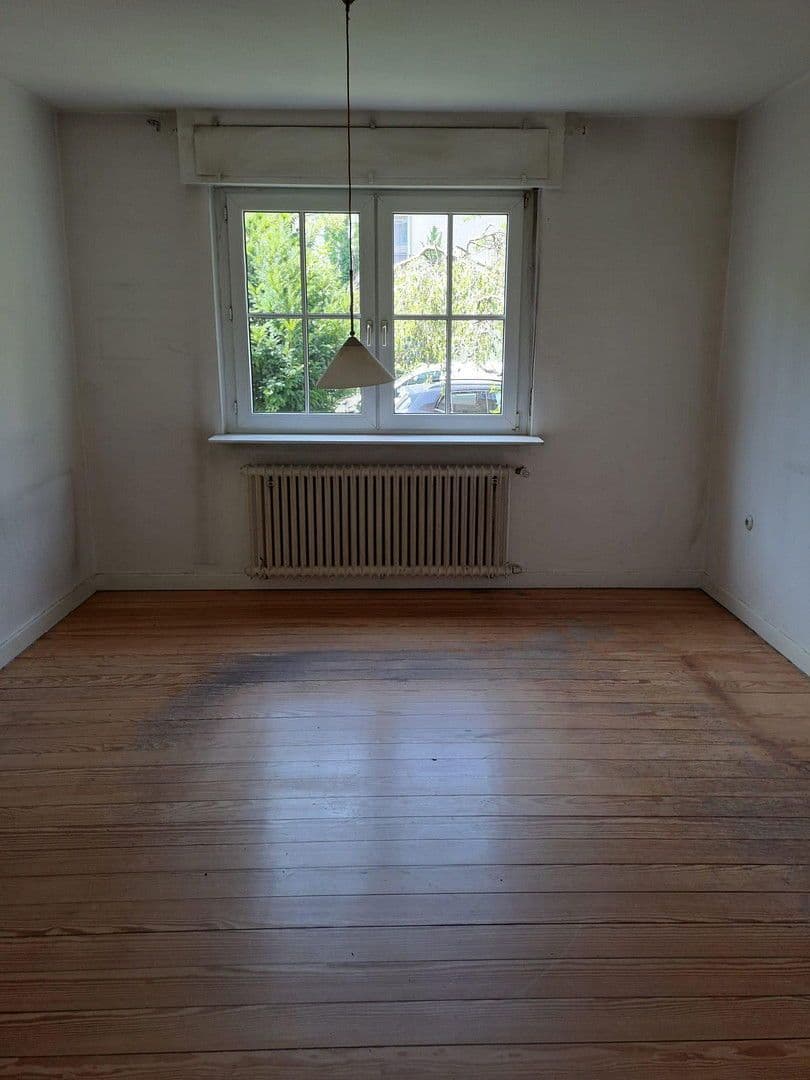 Prodej domu 125 m², pozemek 308 m², Ludwigshafen, Porýní-Falc Prodej domu 125 m², pozemek 308 m², Ludwigshafen, Porýní-Falc