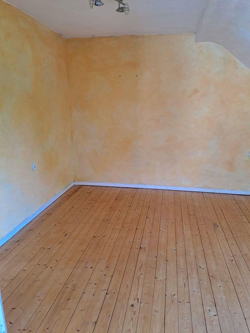 Prodej domu 125 m², pozemek 308 m², Ludwigshafen, Porýní-Falc Prodej domu 125 m², pozemek 308 m², Ludwigshafen, Porýní-Falc