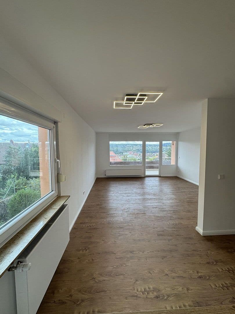 Pronájem bytu 3+1 90 m², Heinrich-Wieland-Allee 58, Pforzheim, Bádensko-Württembersko Pronájem bytu 3+1 90 m², Heinrich-Wieland-Allee 58, Pforzheim, Bádensko-Württembersko