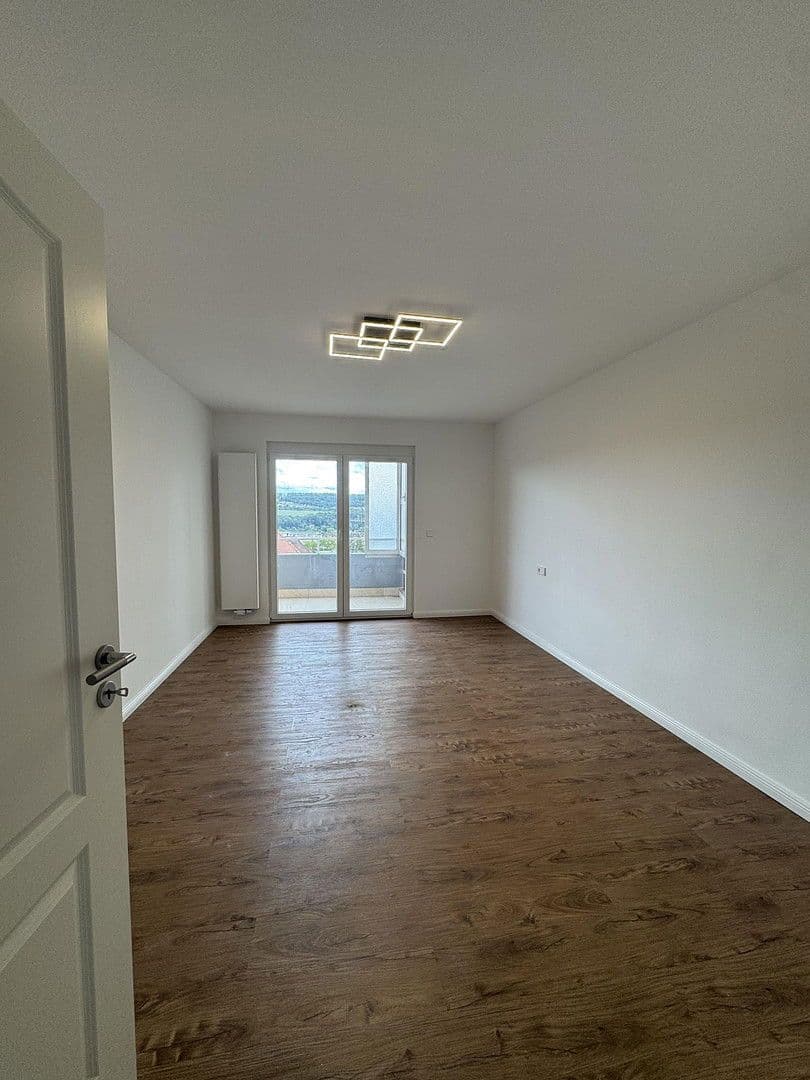 Pronájem bytu 3+1 90 m², Heinrich-Wieland-Allee 58, Pforzheim, Bádensko-Württembersko Pronájem bytu 3+1 90 m², Heinrich-Wieland-Allee 58, Pforzheim, Bádensko-Württembersko