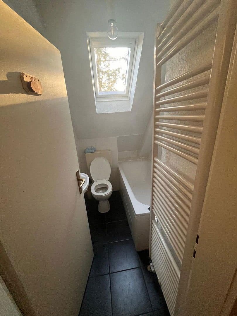 Pronájem bytu 3+1 52 m², Am Zimmermannskreuz 9, Kaiserslautern, Porýní-Falc Pronájem bytu 3+1 52 m², Am Zimmermannskreuz 9, Kaiserslautern, Porýní-Falc