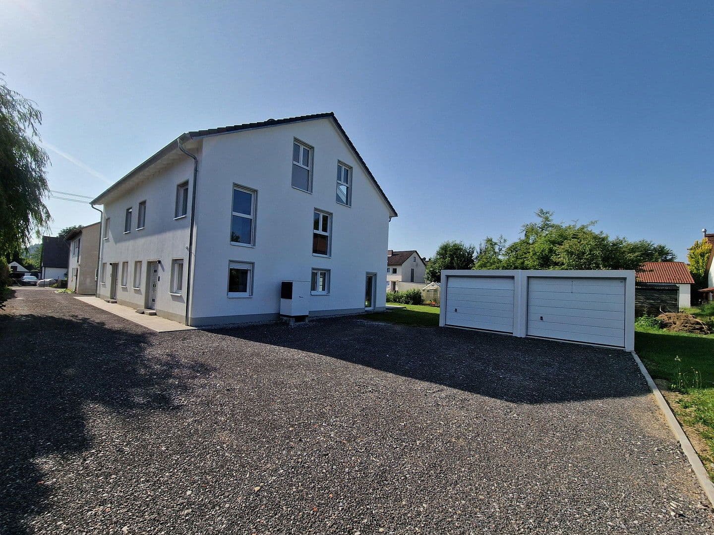 Prodej domu 160 m², pozemek 325 m², Altenmünster, Bavorsko Prodej domu 160 m², pozemek 325 m², Altenmünster, Bavorsko