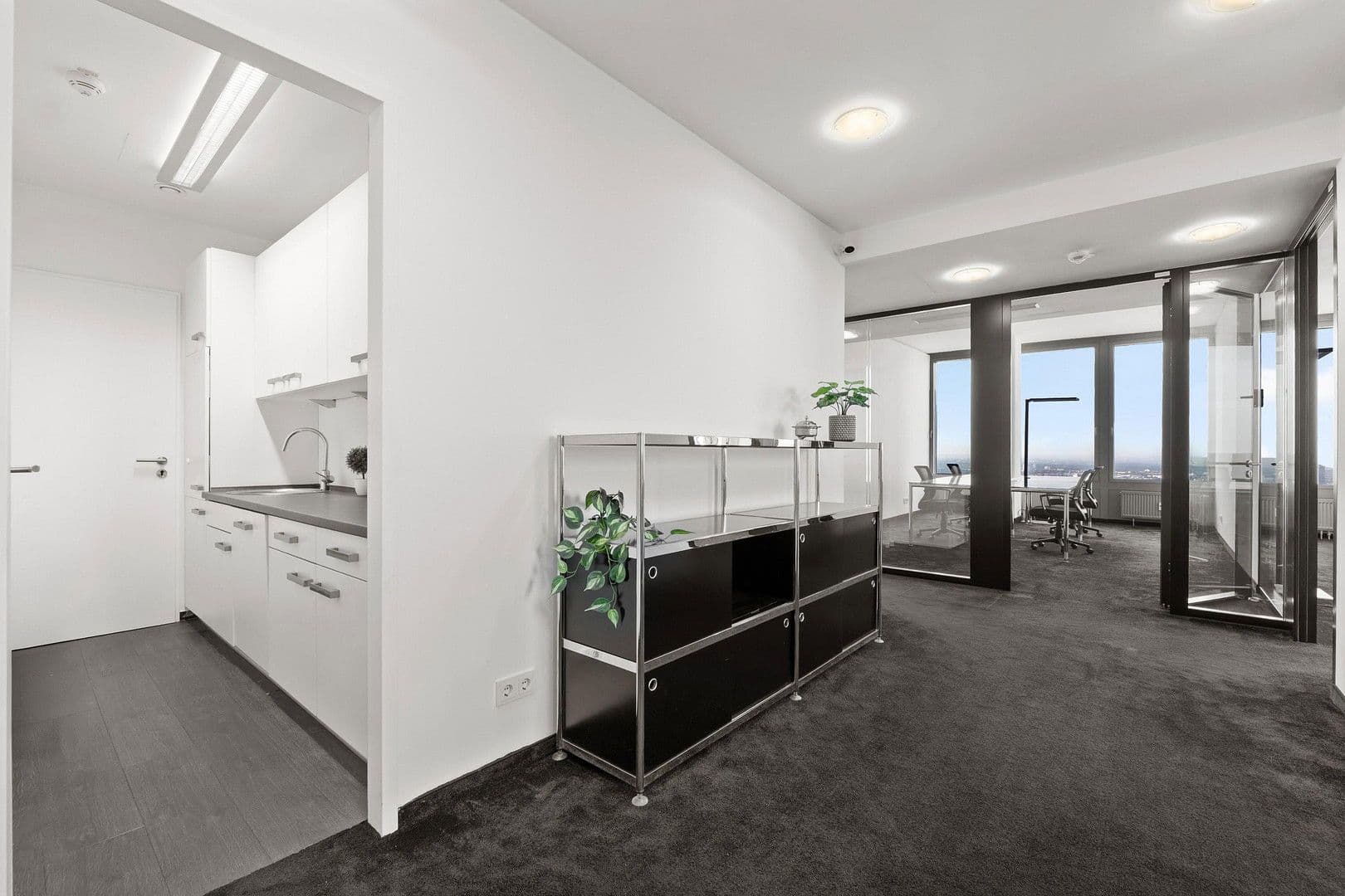 Pronájem kanceláře 82 m², Im Mediapark 8, Köln, Severní Porýní-Vestfálsko Pronájem kanceláře 82 m², Im Mediapark 8, Köln, Severní Porýní-Vestfálsko