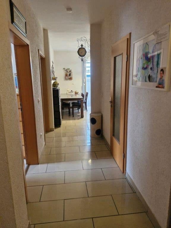 Prodej bytu 4+1 116 m², Gottliebstraße 92, Duisburg, Severní Porýní-Vestfálsko Prodej bytu 4+1 116 m², Gottliebstraße 92, Duisburg, Severní Porýní-Vestfálsko