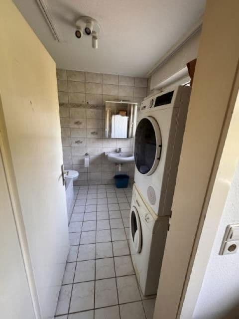 Pronájem bytu 3+1 75 m², Enzstraße 135, Pforzheim, Bádensko-Württembersko Pronájem bytu 3+1 75 m², Enzstraße 135, Pforzheim, Bádensko-Württembersko