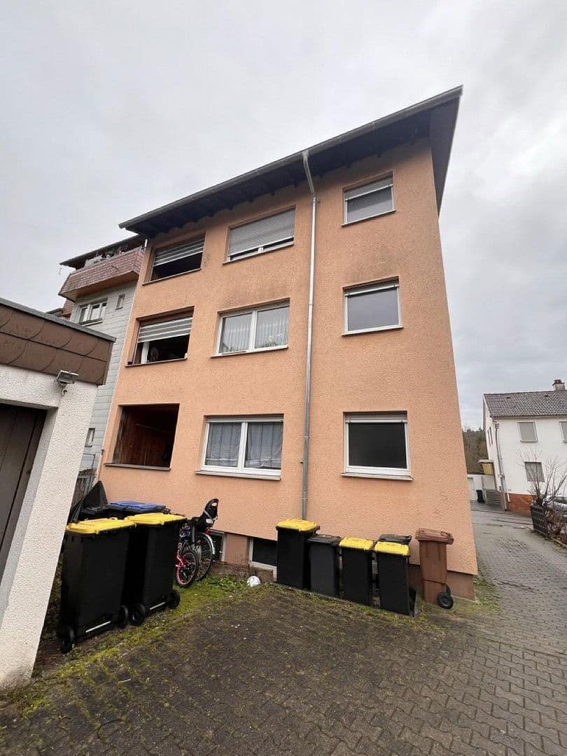 Pronájem bytu 3+1 75 m², Enzstraße 135, Pforzheim, Bádensko-Württembersko Pronájem bytu 3+1 75 m², Enzstraße 135, Pforzheim, Bádensko-Württembersko