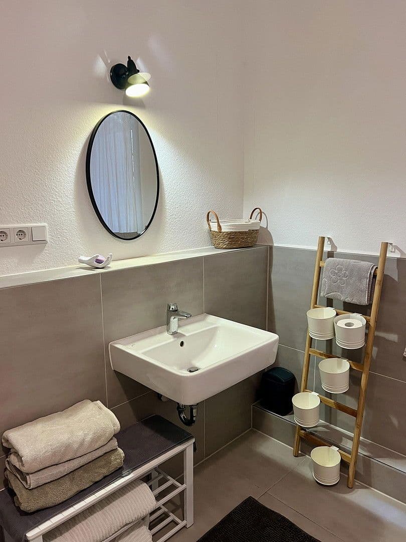 Pronájem bytu 2+1 60 m², Wiesbaden, Hessen Pronájem bytu 2+1 60 m², Wiesbaden, Hessen