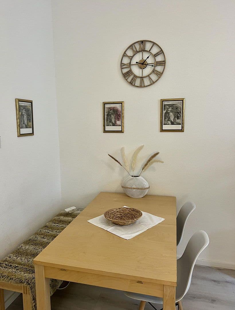 Pronájem bytu 2+1 60 m², Wiesbaden, Hessen Pronájem bytu 2+1 60 m², Wiesbaden, Hessen