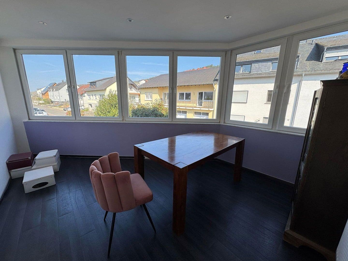 Prodej domu 156 m², pozemek 280 m², Im Blümchen 3, Nittel, Porýní-Falc Prodej domu 156 m², pozemek 280 m², Im Blümchen 3, Nittel, Porýní-Falc