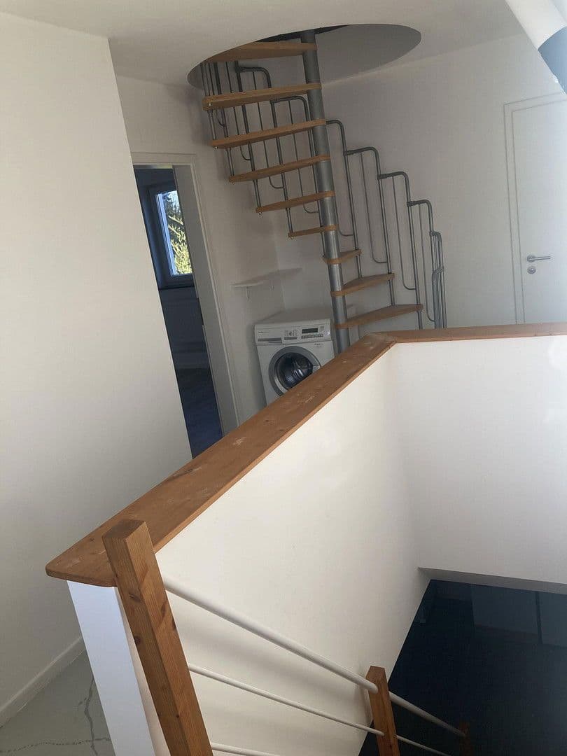 Pronájem bytu 5+1 90 m², Am Marschallfeld 4 a, Valley, Bavorsko Pronájem bytu 5+1 90 m², Am Marschallfeld 4 a, Valley, Bavorsko