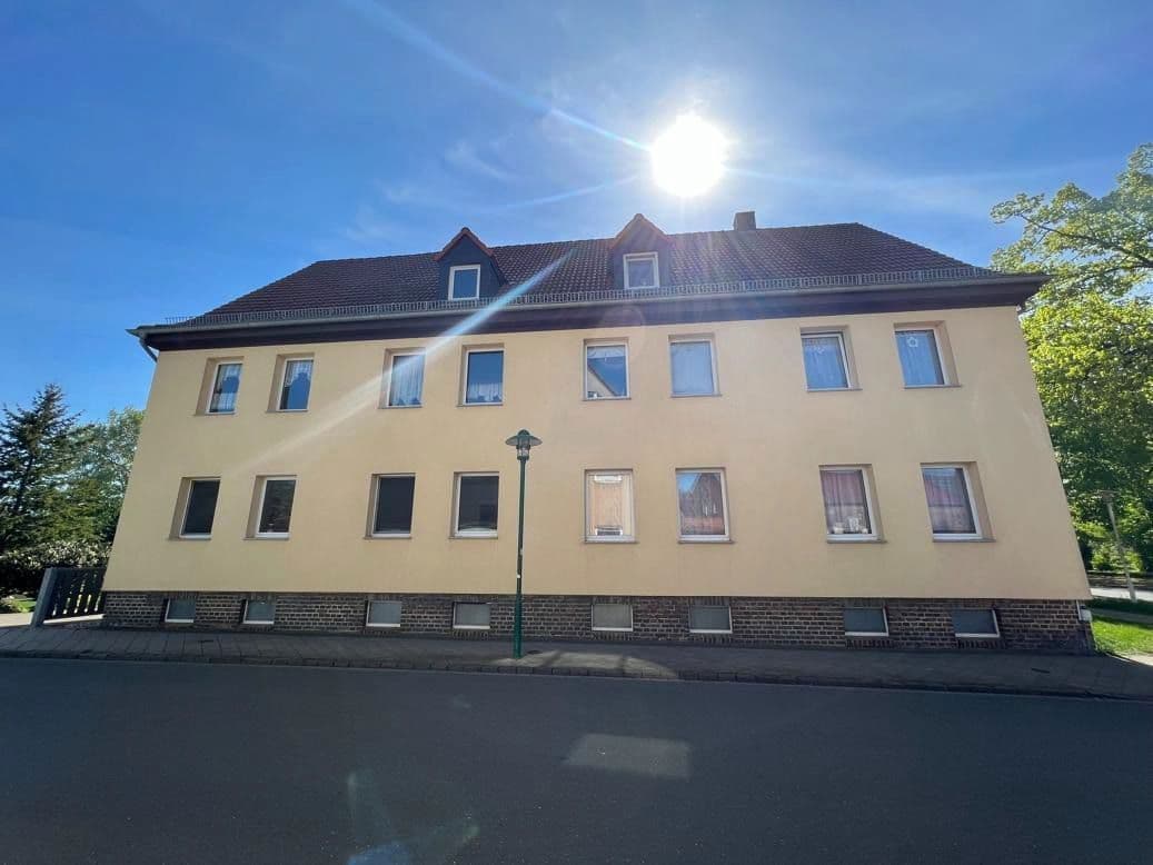 Pronájem bytu 4+1 76 m², Ernst-Thälmann-Straße 50, Sandersdorf-Brehna, Sasko-Anhaltsko Pronájem bytu 4+1 76 m², Ernst-Thälmann-Straße 50, Sandersdorf-Brehna, Sasko-Anhaltsko