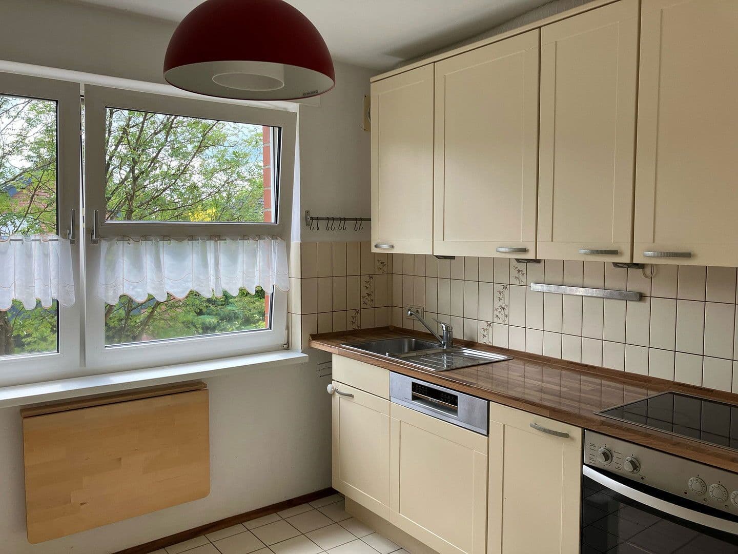 Pronájem bytu 5+1 134 m², Soltau, Dolní Sasko Pronájem bytu 5+1 134 m², Soltau, Dolní Sasko