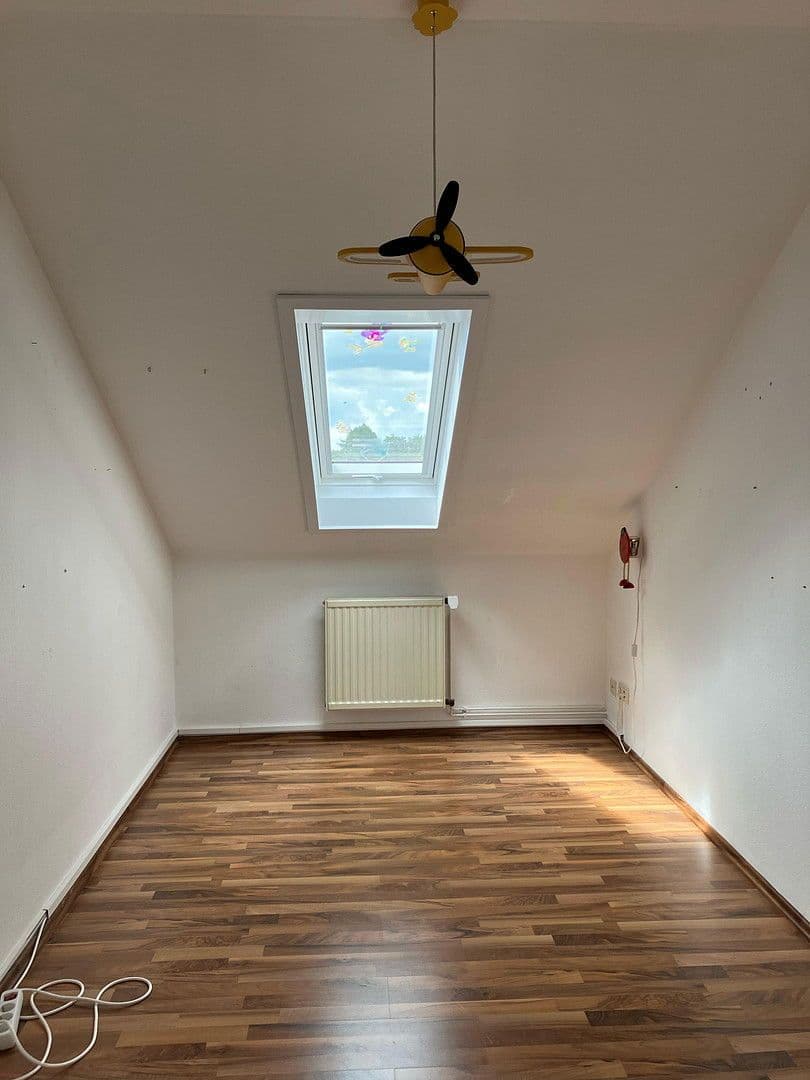 Pronájem bytu 5+1 134 m², Soltau, Dolní Sasko Pronájem bytu 5+1 134 m², Soltau, Dolní Sasko