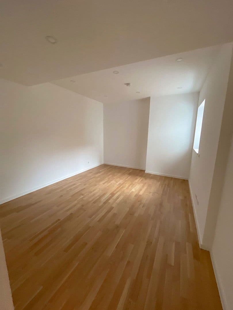Pronájem bytu 4+kk 175 m², Koblenz, Porýní-Falc Pronájem bytu 4+kk 175 m², Koblenz, Porýní-Falc