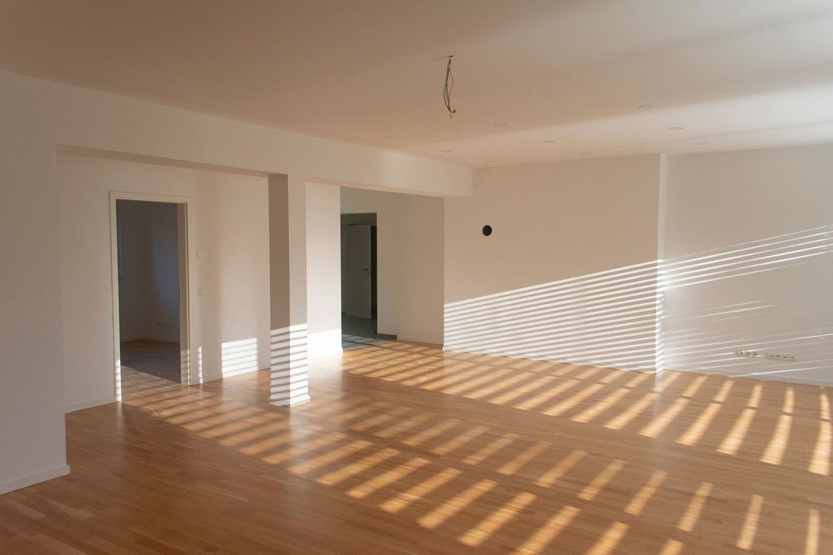 Pronájem bytu 4+kk 175 m², Koblenz, Porýní-Falc Pronájem bytu 4+kk 175 m², Koblenz, Porýní-Falc