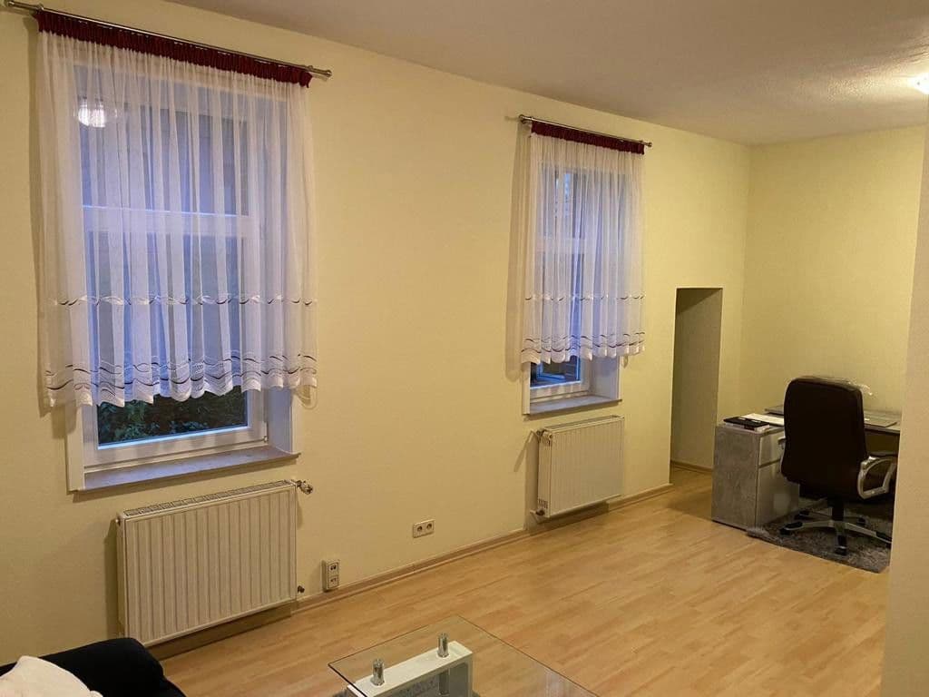 Pronájem bytu 2+1 55 m², Suhl, Durynsko Pronájem bytu 2+1 55 m², Suhl, Durynsko