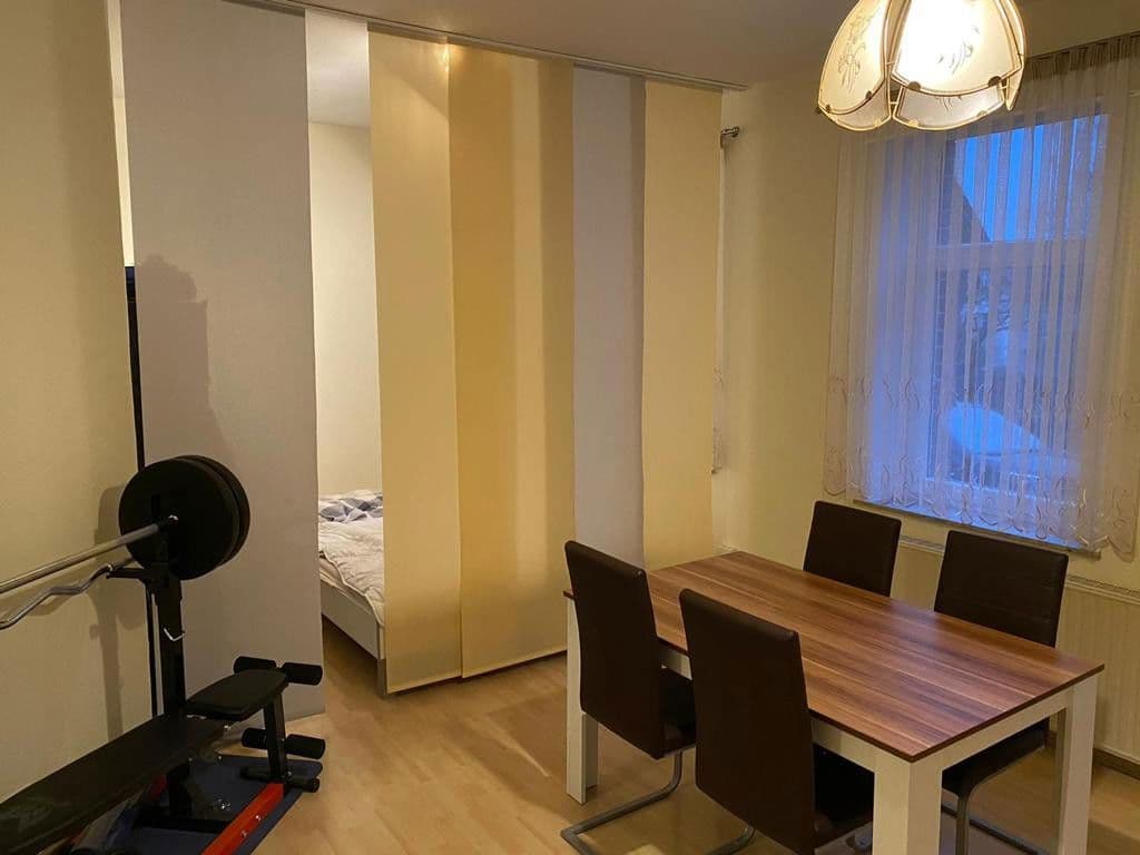 Pronájem bytu 2+1 55 m², Suhl, Durynsko Pronájem bytu 2+1 55 m², Suhl, Durynsko