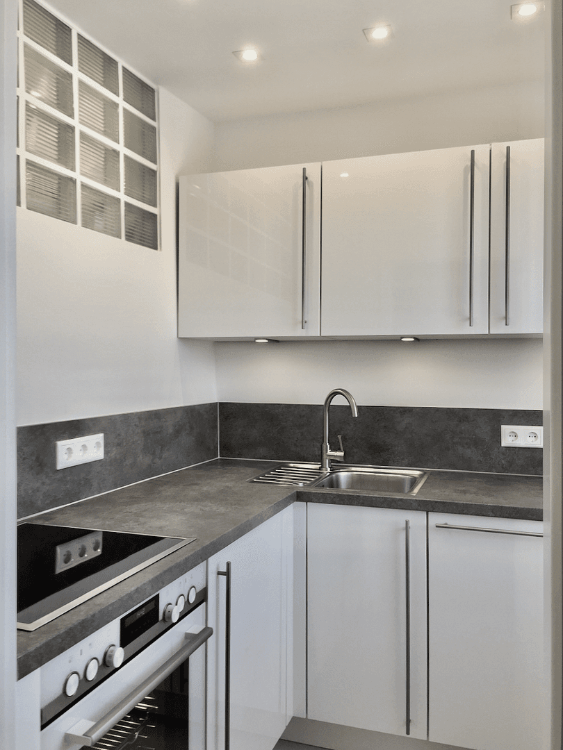 Pronájem bytu 1+1 33 m², Starnberg, Bavorsko Pronájem bytu 1+1 33 m², Starnberg, Bavorsko