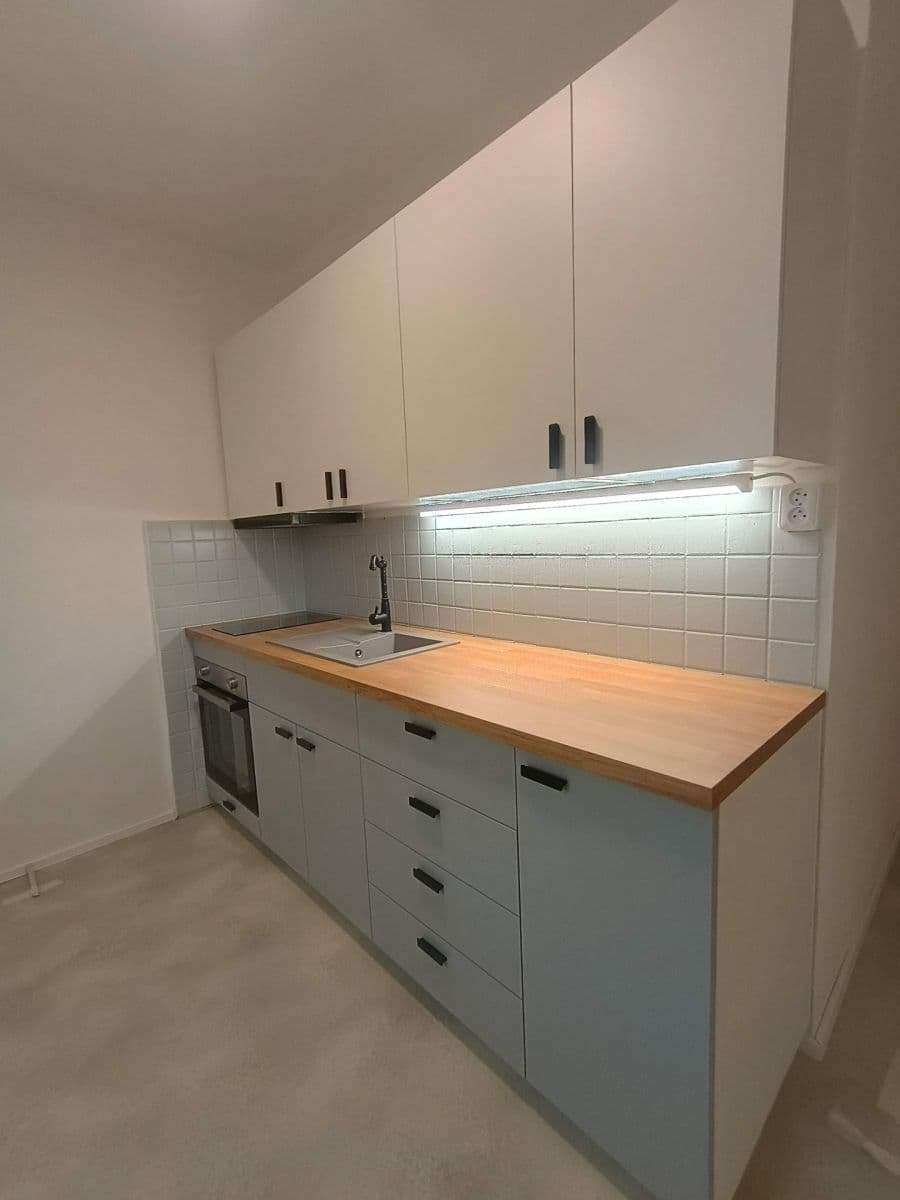 Pronájem bytu 2+1 54 m², Marie Majerové, Ledeč nad Sázavou, Kraj Vysočina Pronájem bytu 2+1 54 m², Marie Majerové, Ledeč nad Sázavou, Kraj Vysočina