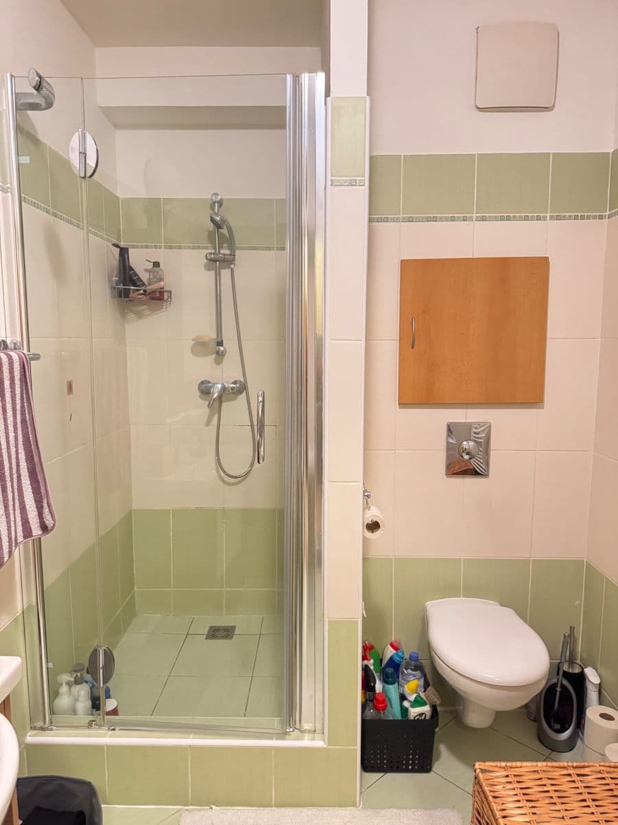 Pronájem bytu 2+kk 60 m², Kovanecká, Praha, Praha Pronájem bytu 2+kk 60 m², Kovanecká, Praha, Praha