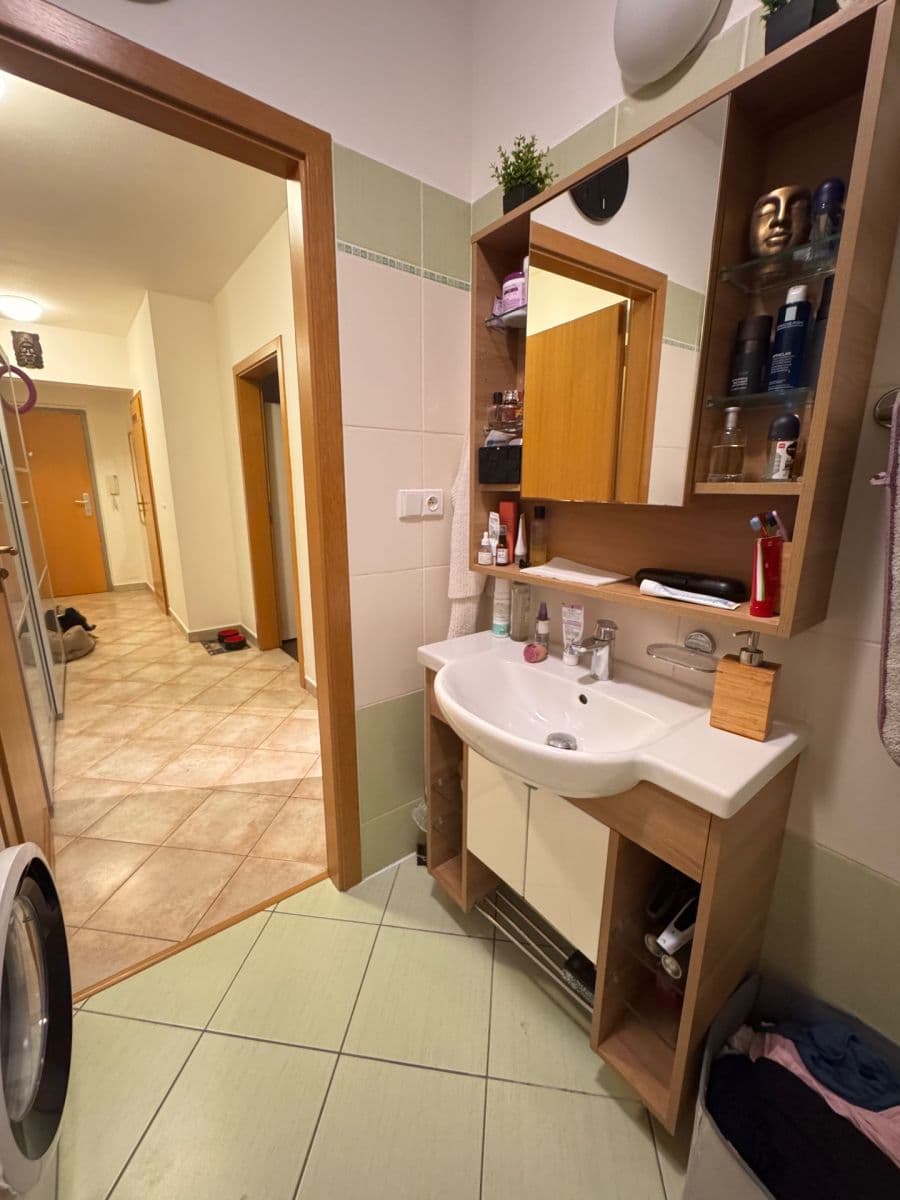 Pronájem bytu 2+kk 60 m², Kovanecká, Praha, Praha Pronájem bytu 2+kk 60 m², Kovanecká, Praha, Praha