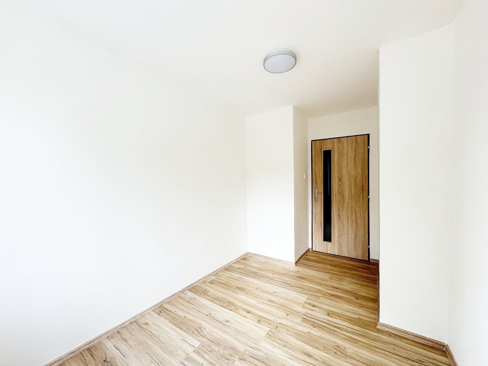 Pronájem bytu 3+kk 83 m², Pippichova, Zlonice, Středočeský kraj Pronájem bytu 3+kk 83 m², Pippichova, Zlonice, Středočeský kraj