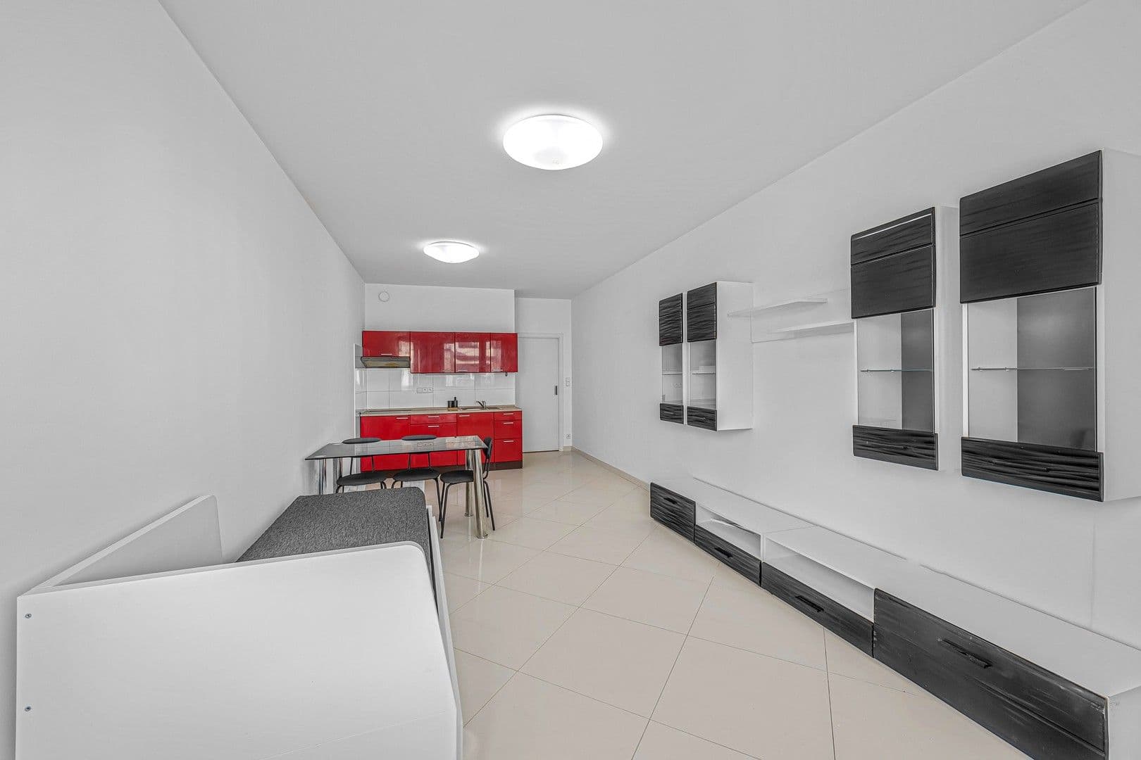 Pronájem bytu 1+kk 32 m², Zakšínská, Praha, Praha Pronájem bytu 1+kk 32 m², Zakšínská, Praha, Praha