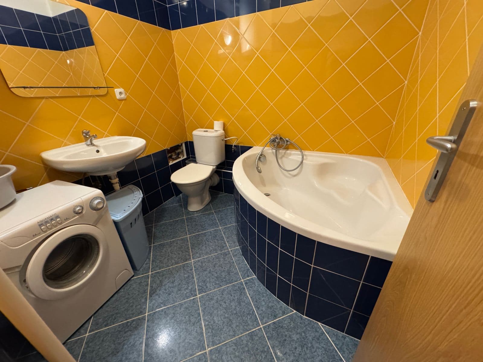 Pronájem bytu 1+kk 40 m², Hlubočepská, Praha, Praha Pronájem bytu 1+kk 40 m², Hlubočepská, Praha, Praha