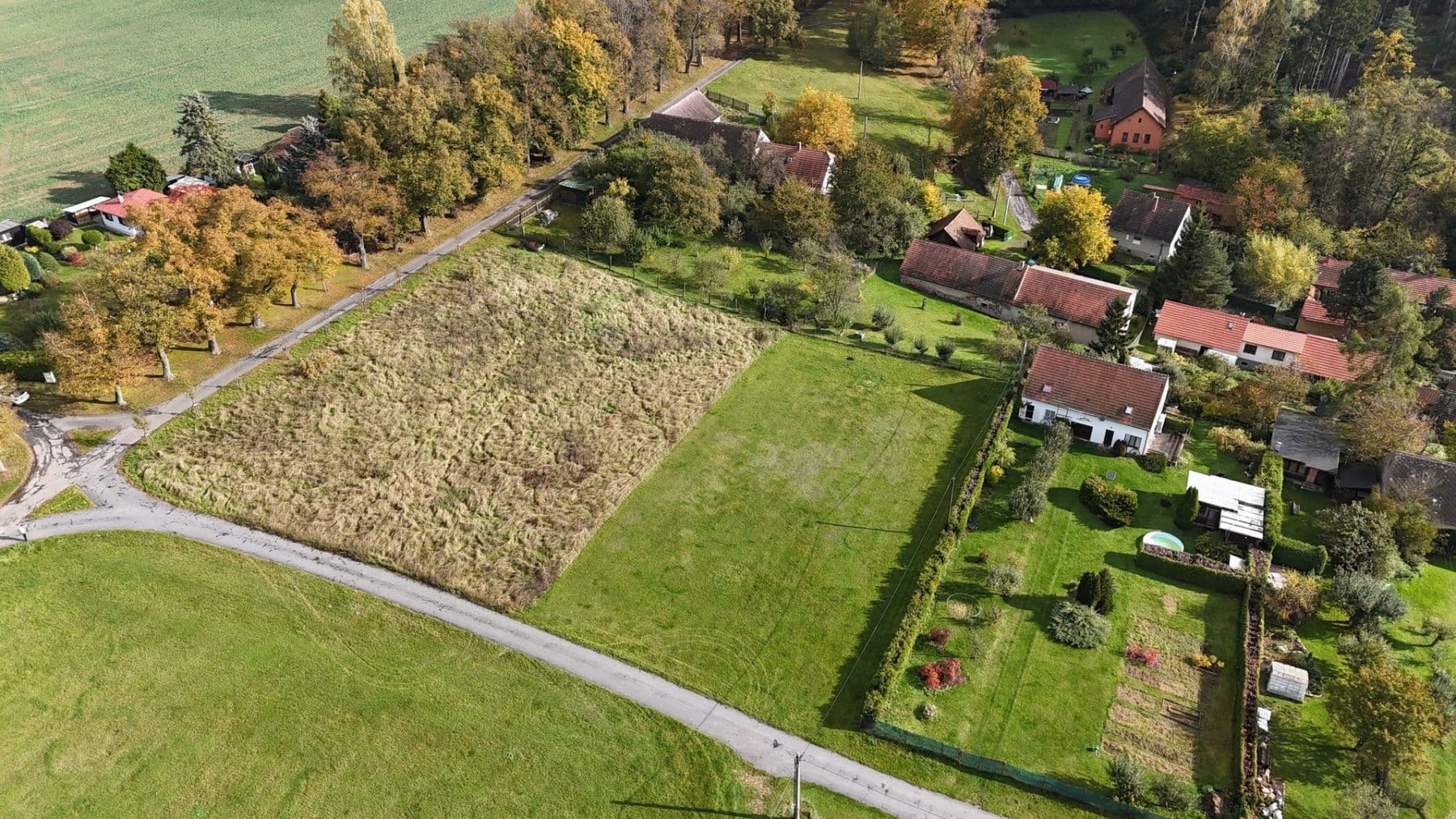 Prodej pozemku 2.692 m², Březnice, Středočeský kraj Prodej pozemku 2.692 m², Březnice, Středočeský kraj