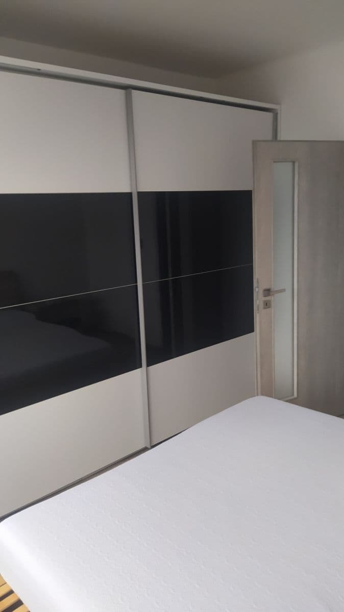 Pronájem bytu 2+1 57 m², Zachariášova, České Budějovice, Jihočeský kraj Pronájem bytu 2+1 57 m², Zachariášova, České Budějovice, Jihočeský kraj