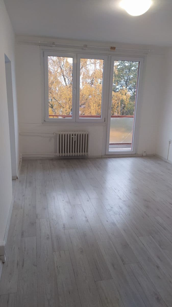 Pronájem bytu 2+1 57 m², Zachariášova, České Budějovice, Jihočeský kraj Pronájem bytu 2+1 57 m², Zachariášova, České Budějovice, Jihočeský kraj