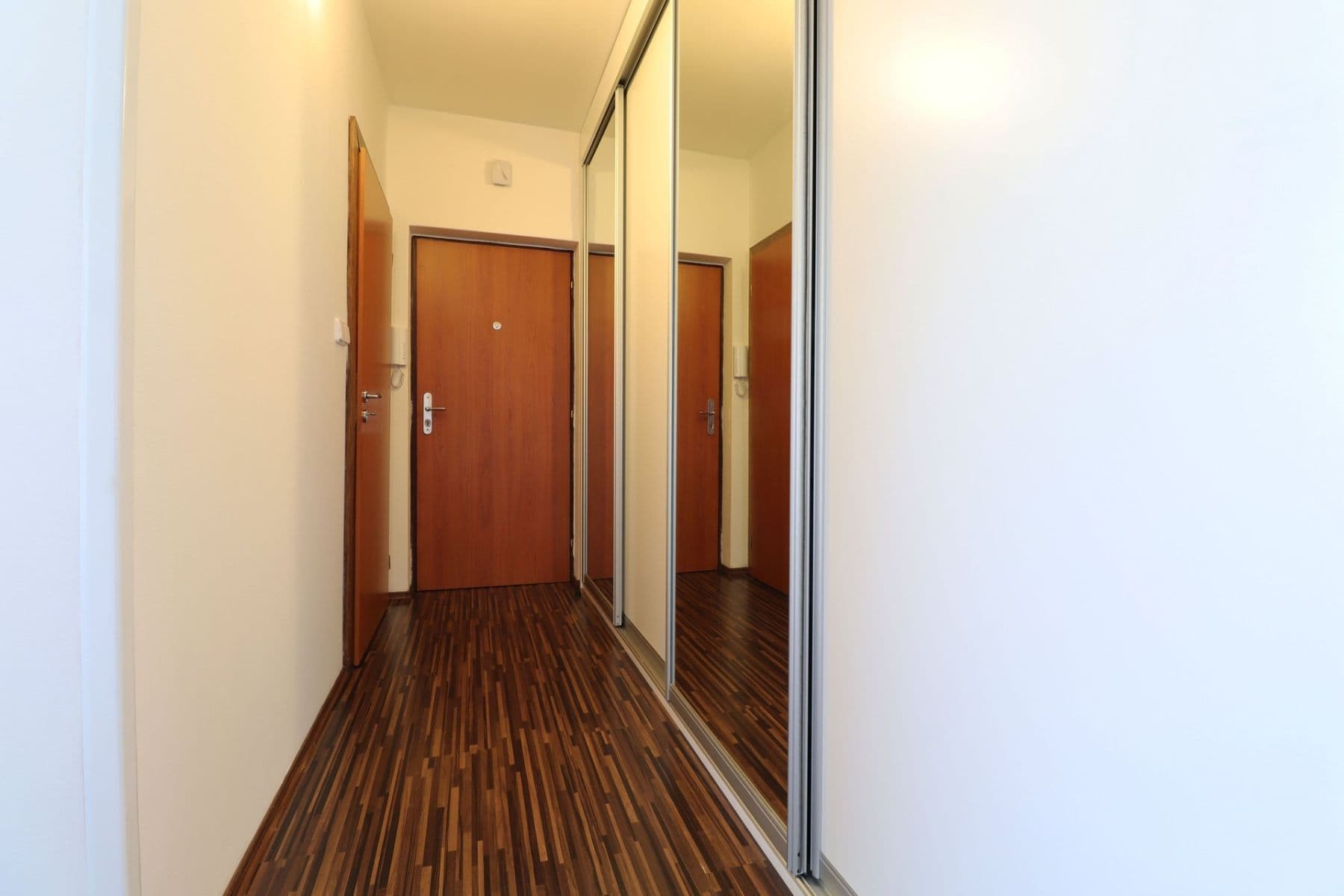 Pronájem bytu 2+1 54 m², Maďarská, Kladno, Středočeský kraj Pronájem bytu 2+1 54 m², Maďarská, Kladno, Středočeský kraj