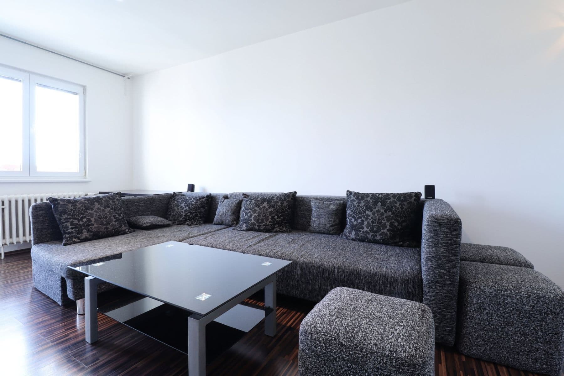 Pronájem bytu 2+1 54 m², Maďarská, Kladno, Středočeský kraj Pronájem bytu 2+1 54 m², Maďarská, Kladno, Středočeský kraj