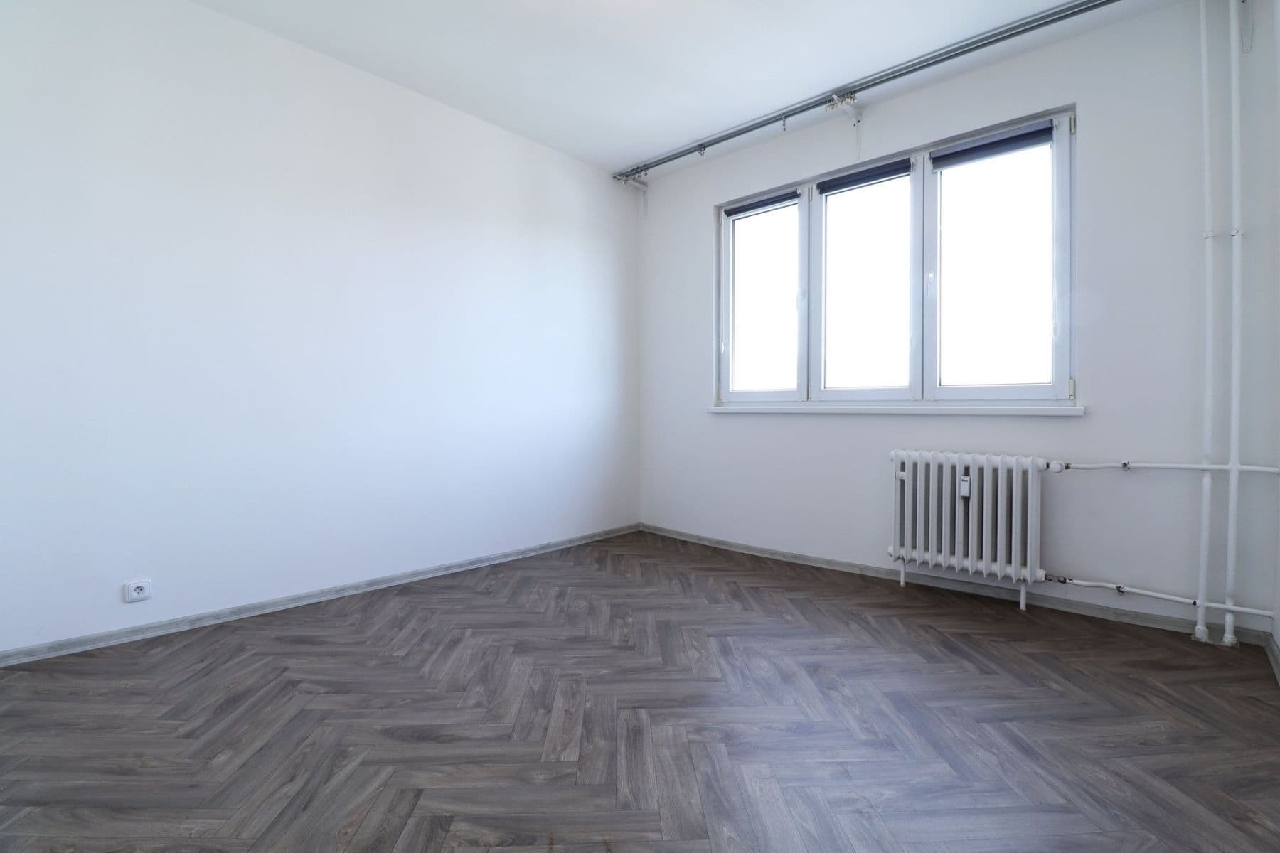 Pronájem bytu 2+1 54 m², Maďarská, Kladno, Středočeský kraj Pronájem bytu 2+1 54 m², Maďarská, Kladno, Středočeský kraj