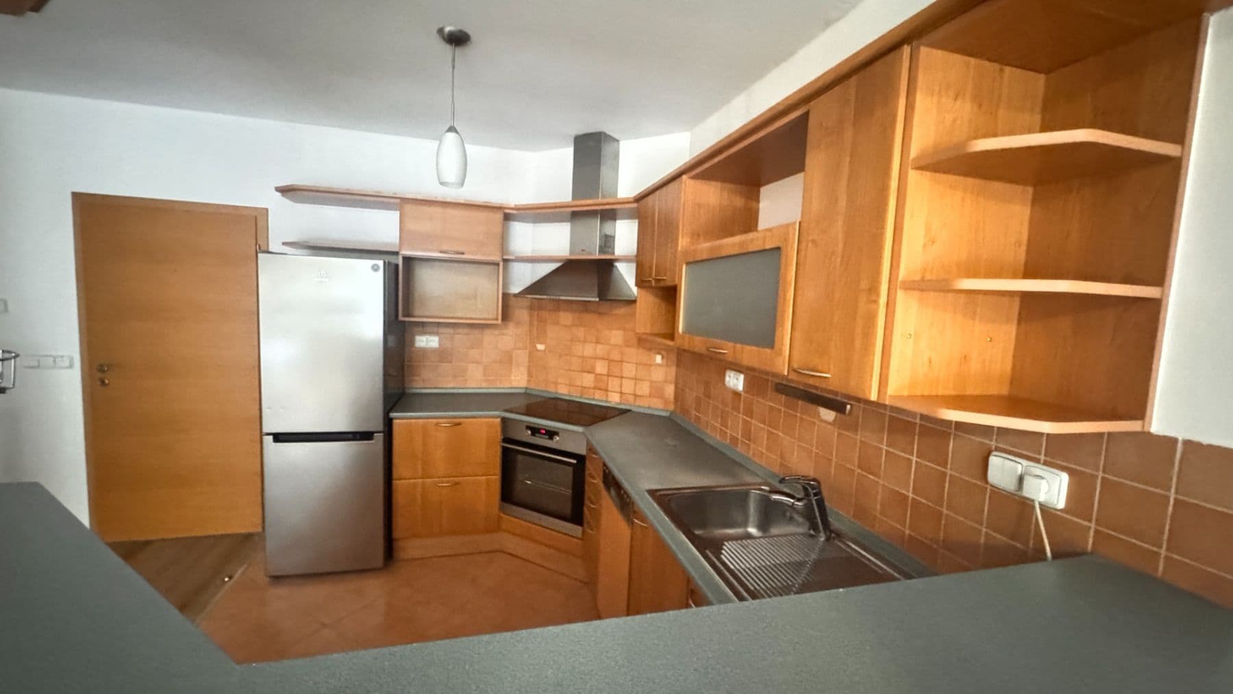 Prodej domu 104 m², pozemek 99 m², Pod Táborskou, Říčany, Středočeský kraj Prodej domu 104 m², pozemek 99 m², Pod Táborskou, Říčany, Středočeský kraj