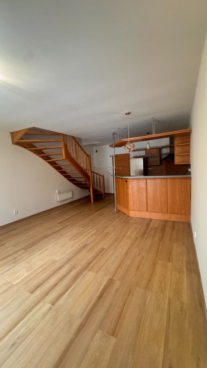Prodej domu 104 m², pozemek 99 m², Pod Táborskou, Říčany, Středočeský kraj Prodej domu 104 m², pozemek 99 m², Pod Táborskou, Říčany, Středočeský kraj