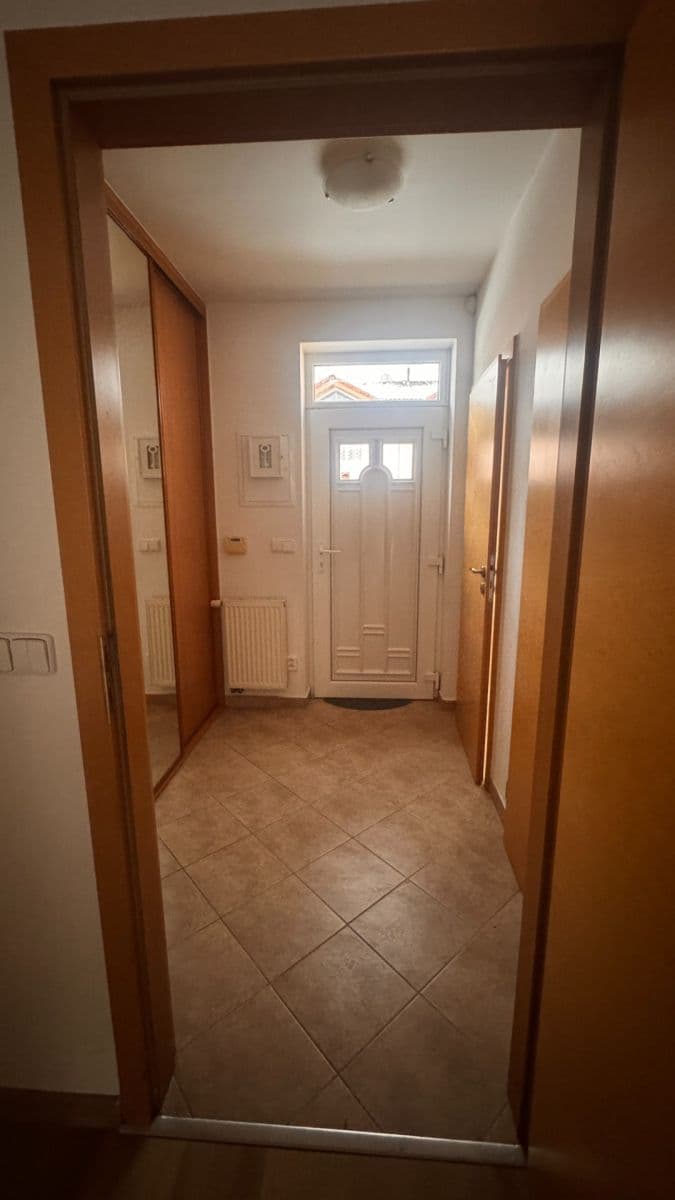 Prodej domu 104 m², pozemek 99 m², Pod Táborskou, Říčany, Středočeský kraj Prodej domu 104 m², pozemek 99 m², Pod Táborskou, Říčany, Středočeský kraj