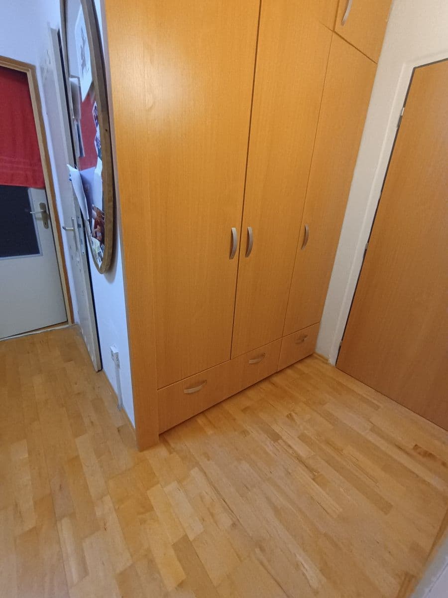 Pronájem bytu Garsoniéra 26 m², Hvězdova, Praha, Praha Pronájem bytu Garsoniéra 26 m², Hvězdova, Praha, Praha