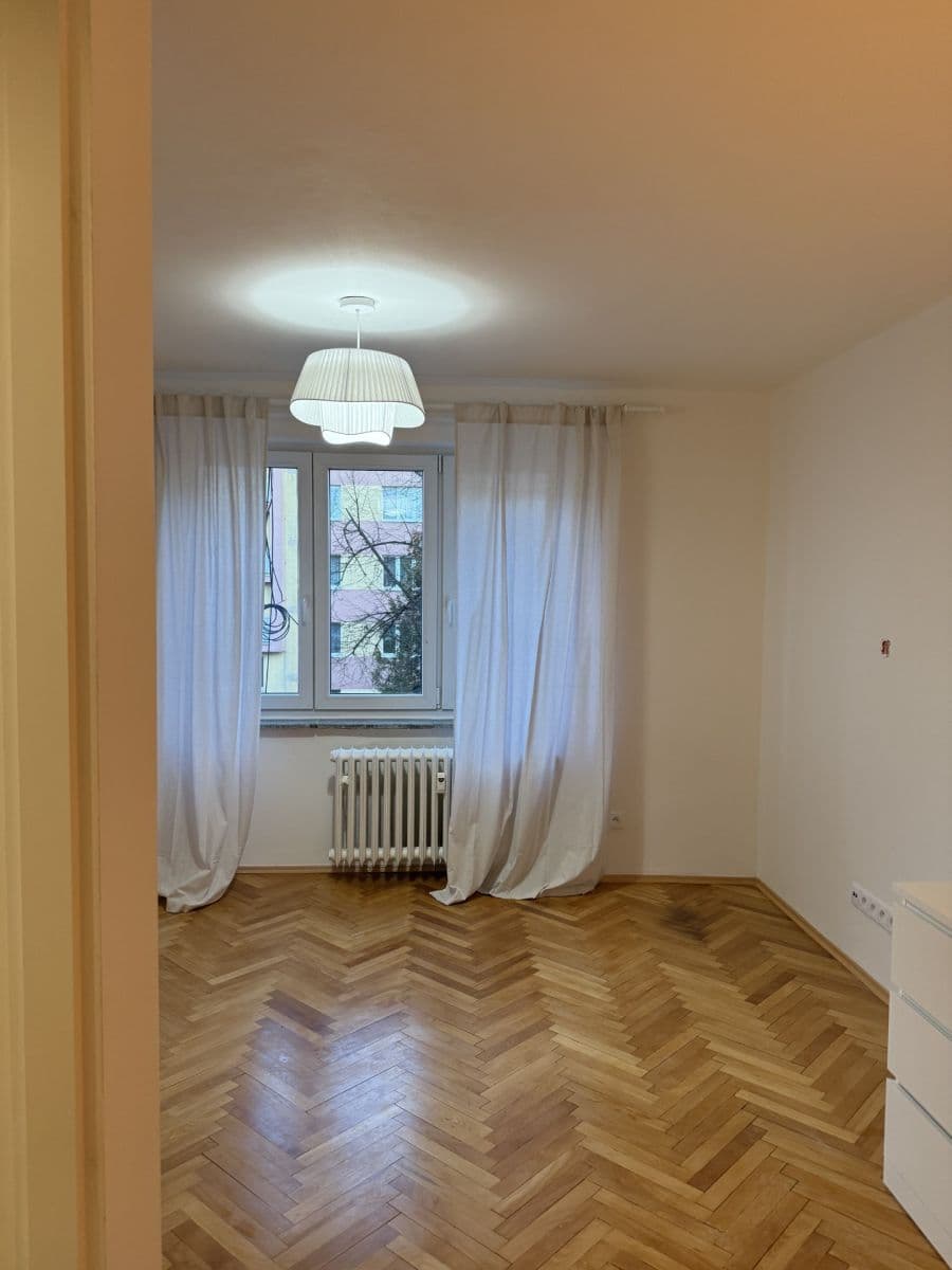 Pronájem bytu 3+kk 66 m², Benešova, Kolín, Středočeský kraj Pronájem bytu 3+kk 66 m², Benešova, Kolín, Středočeský kraj