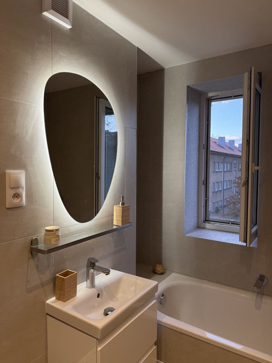 Pronájem bytu 3+kk 66 m², Benešova, Kolín, Středočeský kraj Pronájem bytu 3+kk 66 m², Benešova, Kolín, Středočeský kraj