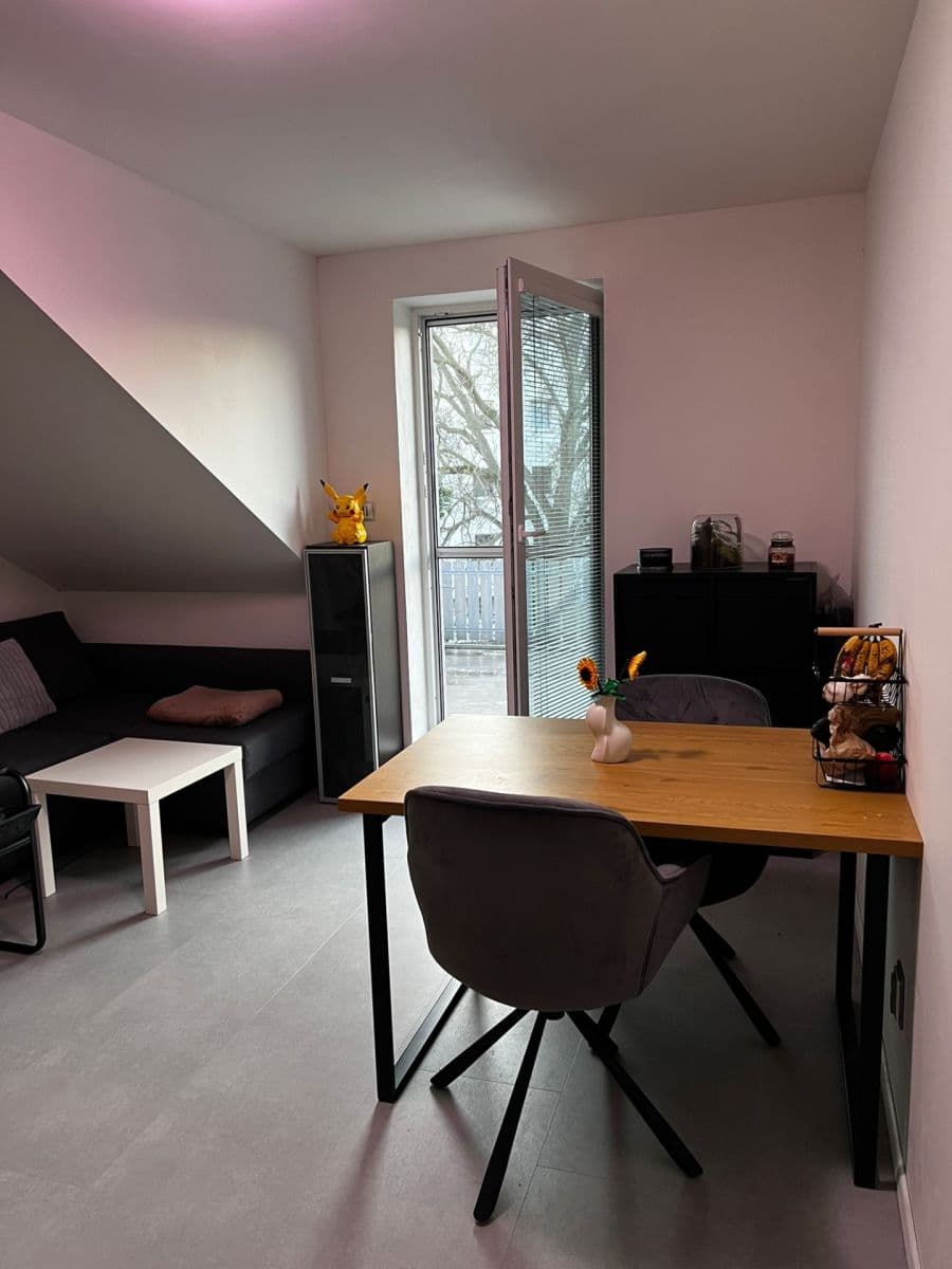 Pronájem bytu 1+1 38 m², Banskobystrická, Brno, Jihomoravský kraj Pronájem bytu 1+1 38 m², Banskobystrická, Brno, Jihomoravský kraj