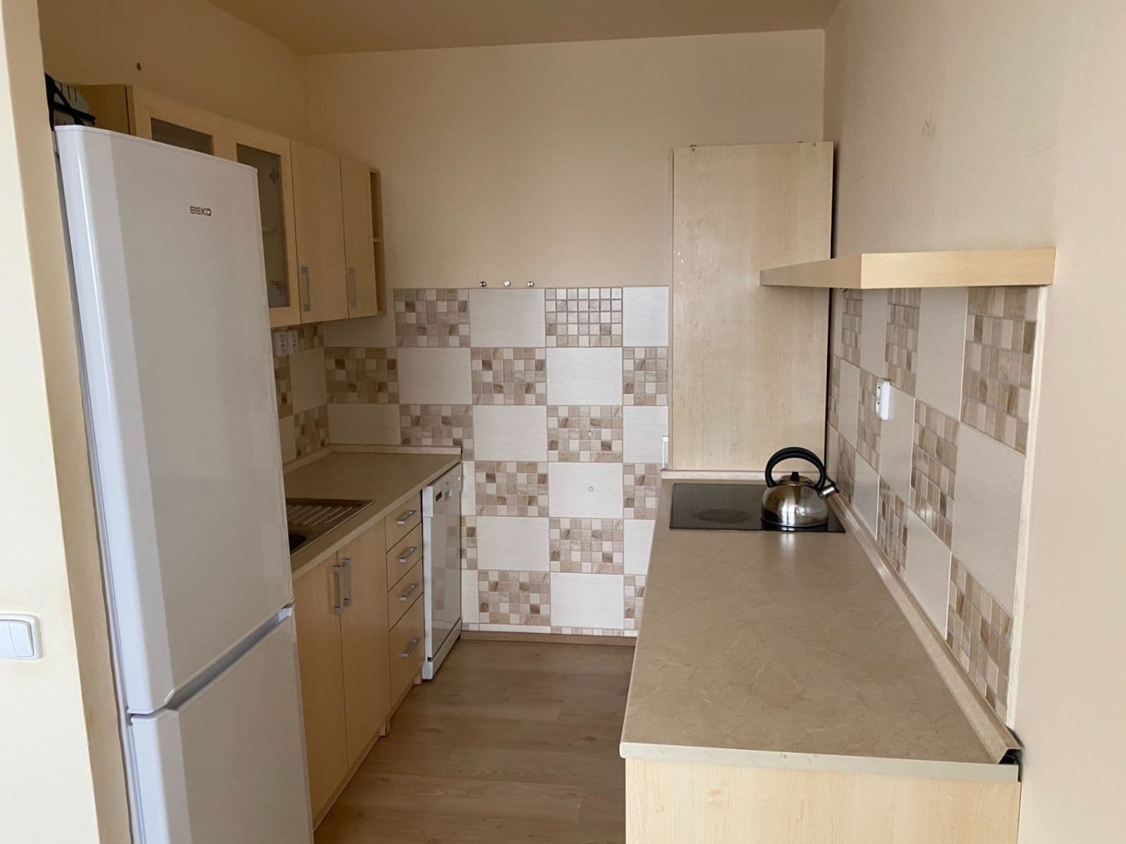 Pronájem bytu 1+kk 38 m², Praha, Praha Pronájem bytu 1+kk 38 m², Praha, Praha