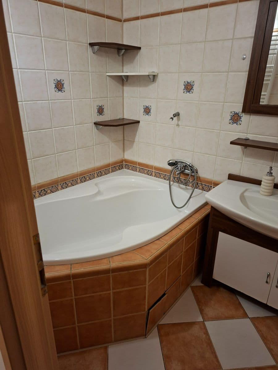 Pronájem bytu 3+kk 72 m², Brodská, Příbram, Středočeský kraj Pronájem bytu 3+kk 72 m², Brodská, Příbram, Středočeský kraj