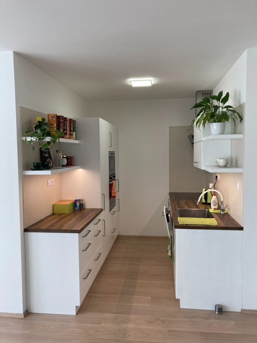 Pronájem bytu 2+kk 54 m², Jurkovičova, Praha, Praha Pronájem bytu 2+kk 54 m², Jurkovičova, Praha, Praha