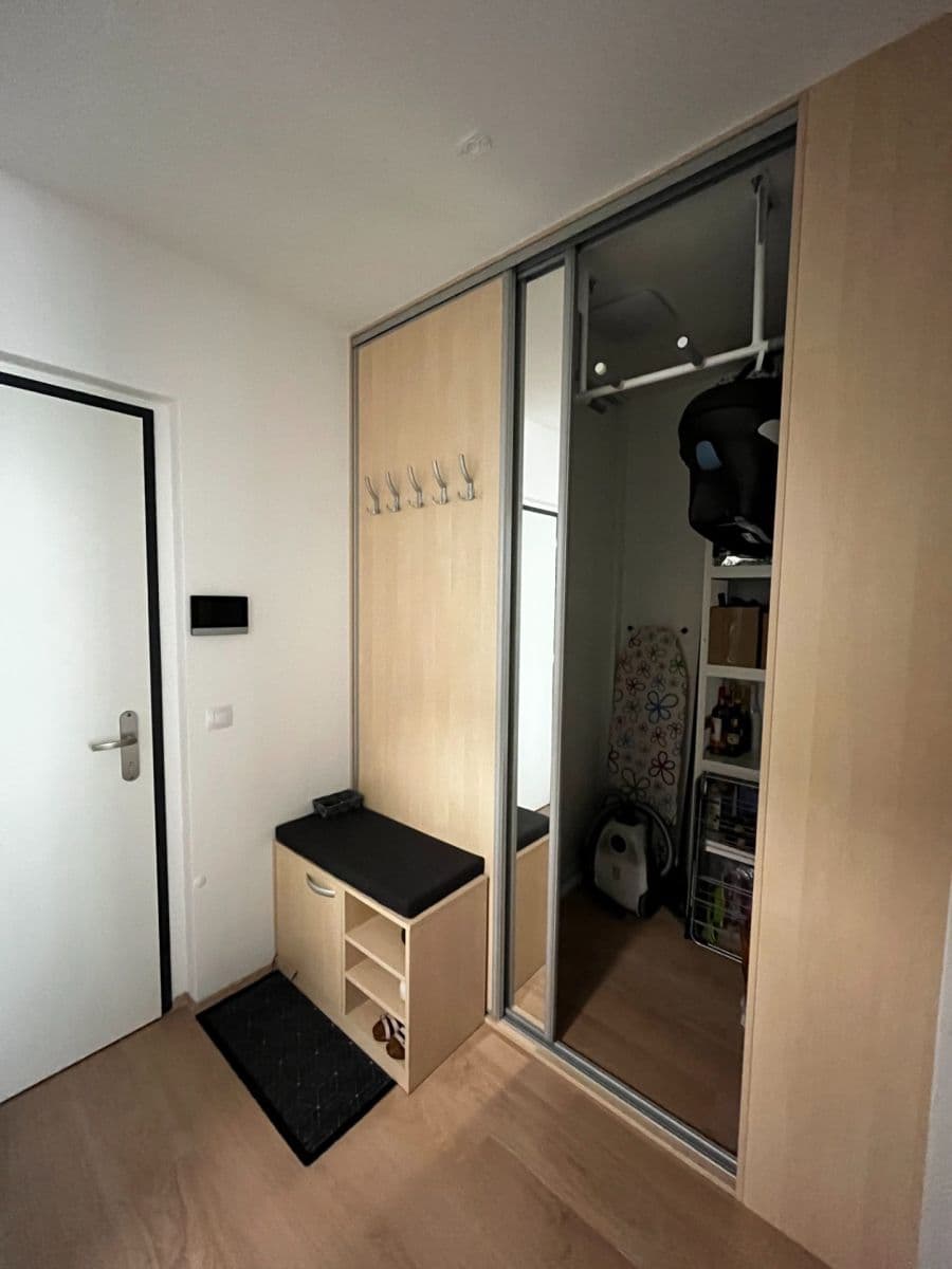 Pronájem bytu 2+kk 54 m², Jurkovičova, Praha, Praha Pronájem bytu 2+kk 54 m², Jurkovičova, Praha, Praha