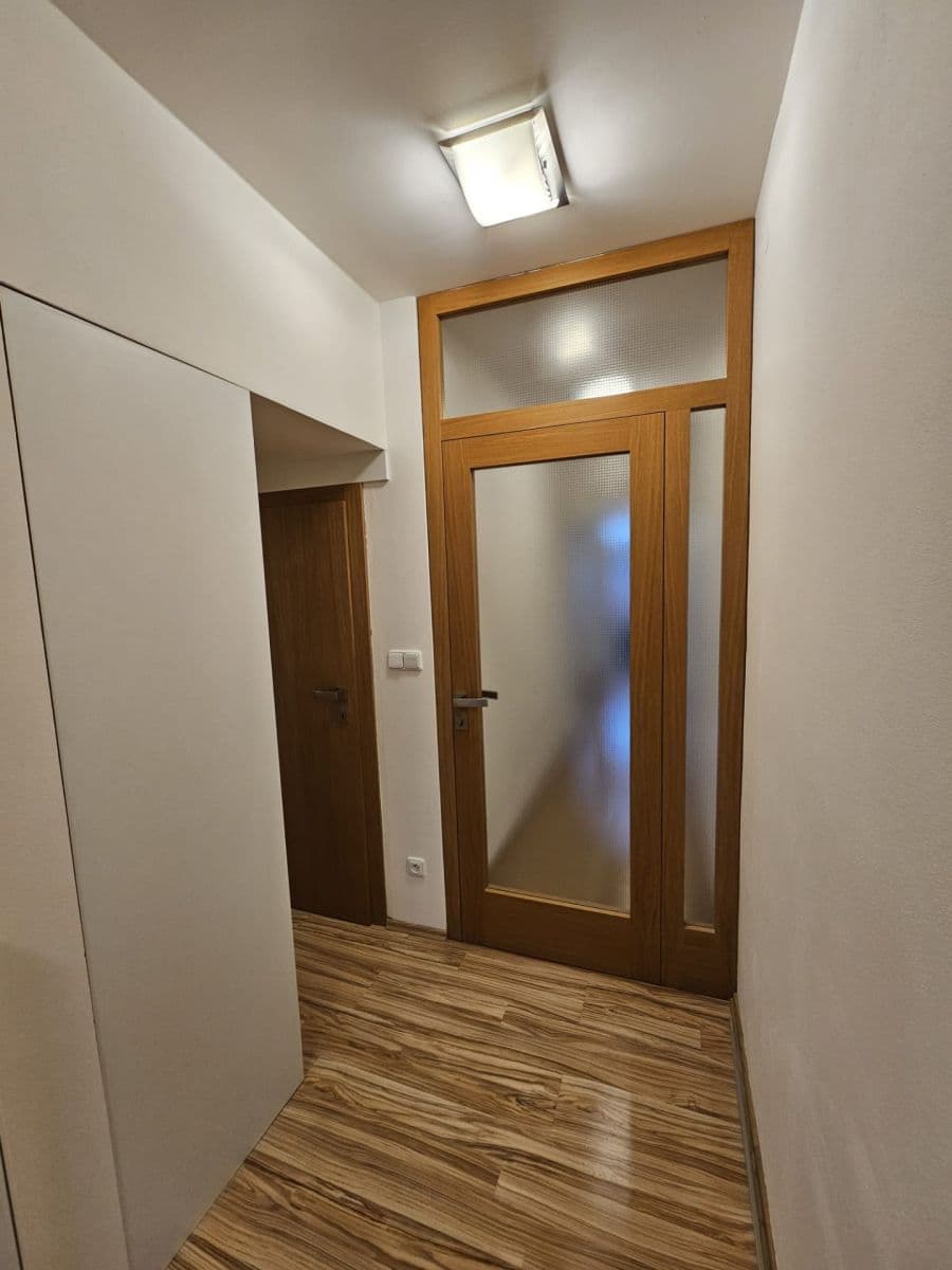 Pronájem bytu 3+kk 86 m², Legionářská, Kuřim, Jihomoravský kraj Pronájem bytu 3+kk 86 m², Legionářská, Kuřim, Jihomoravský kraj
